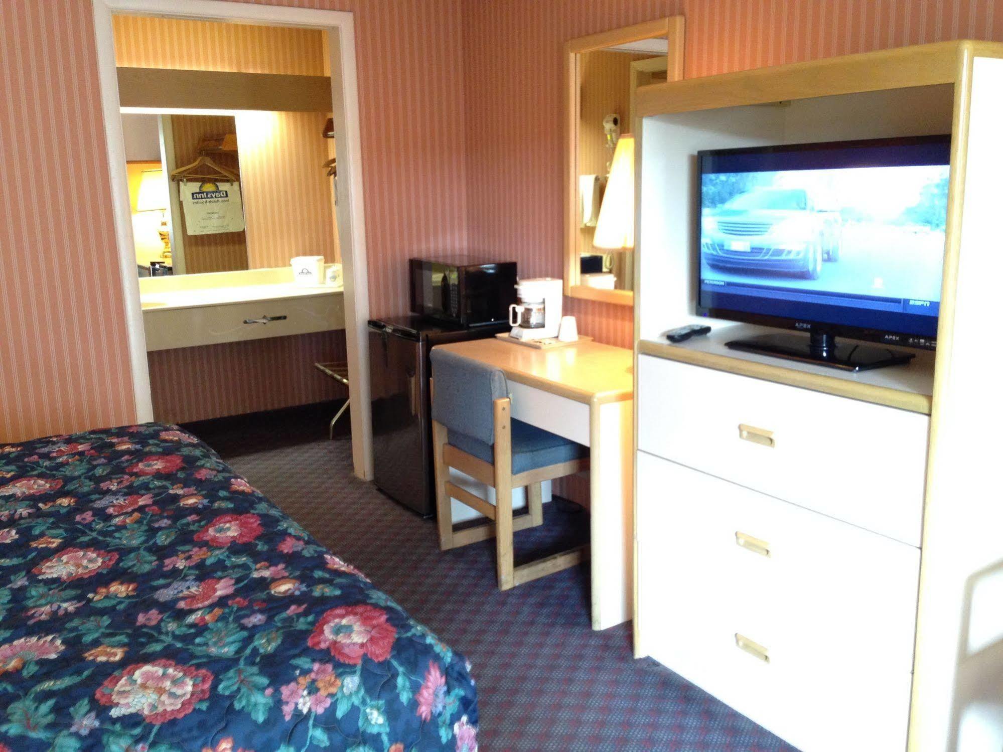 Days Inn By Wyndham Florence Downtown ภายนอก รูปภาพ